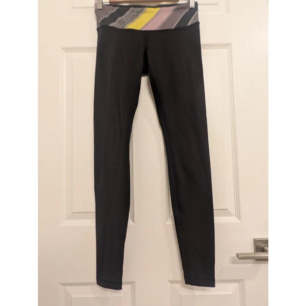 Lululemon Reversible Black Leggings Waistband Size 6 Full length
